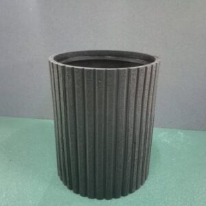 Maceta cilíndrica estriada